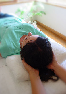 Treating a patient with cranial osteopathy